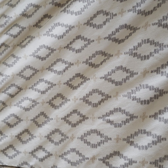 Reversible Gray Twin Comforter - Picture 2 of 6